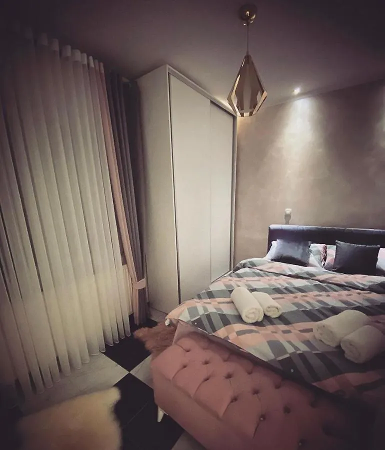 Melani Lux Apartment Nova Varos